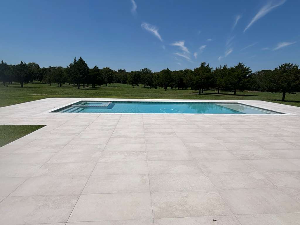 Clean-Line Rectangular Pool
